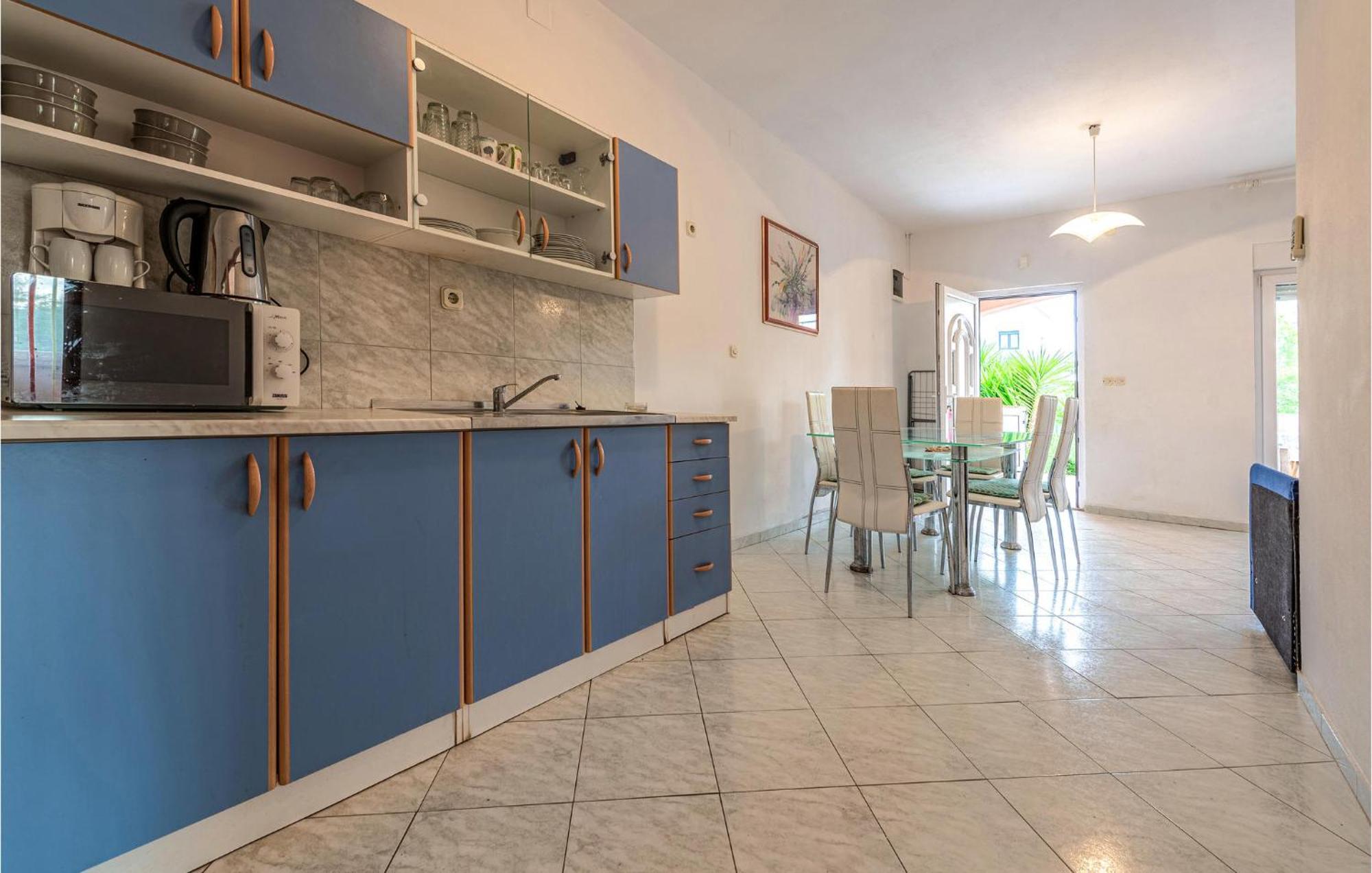 Lovely Apartment In Vir With Kitchen Eksteriør billede